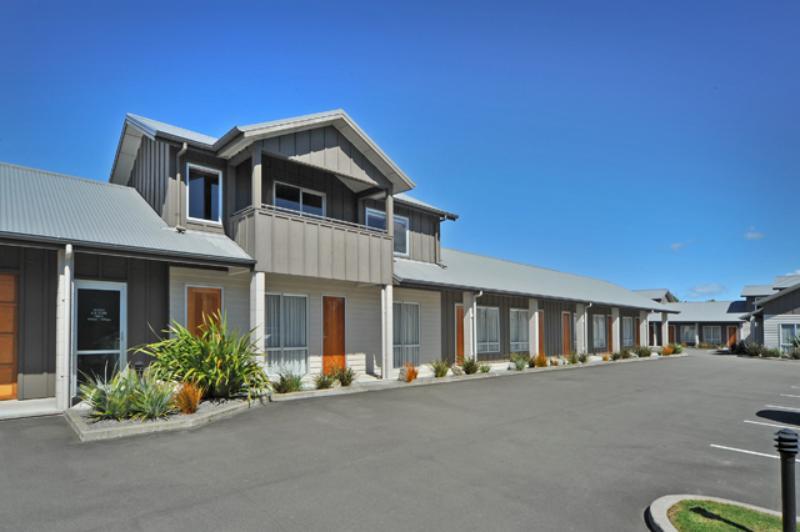 Arena Lodge Palmerston North Exterior photo